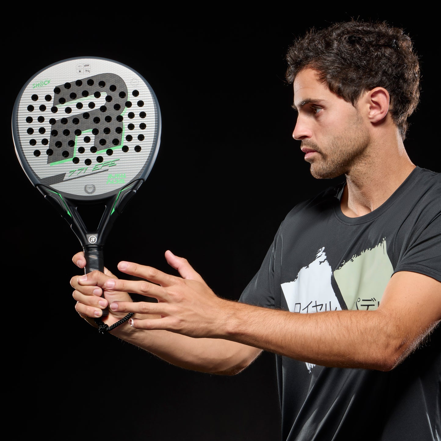 Royal Padel EFE Extreme 2026 Padel Schläger Spieler Training Netzspiel Kontrolle