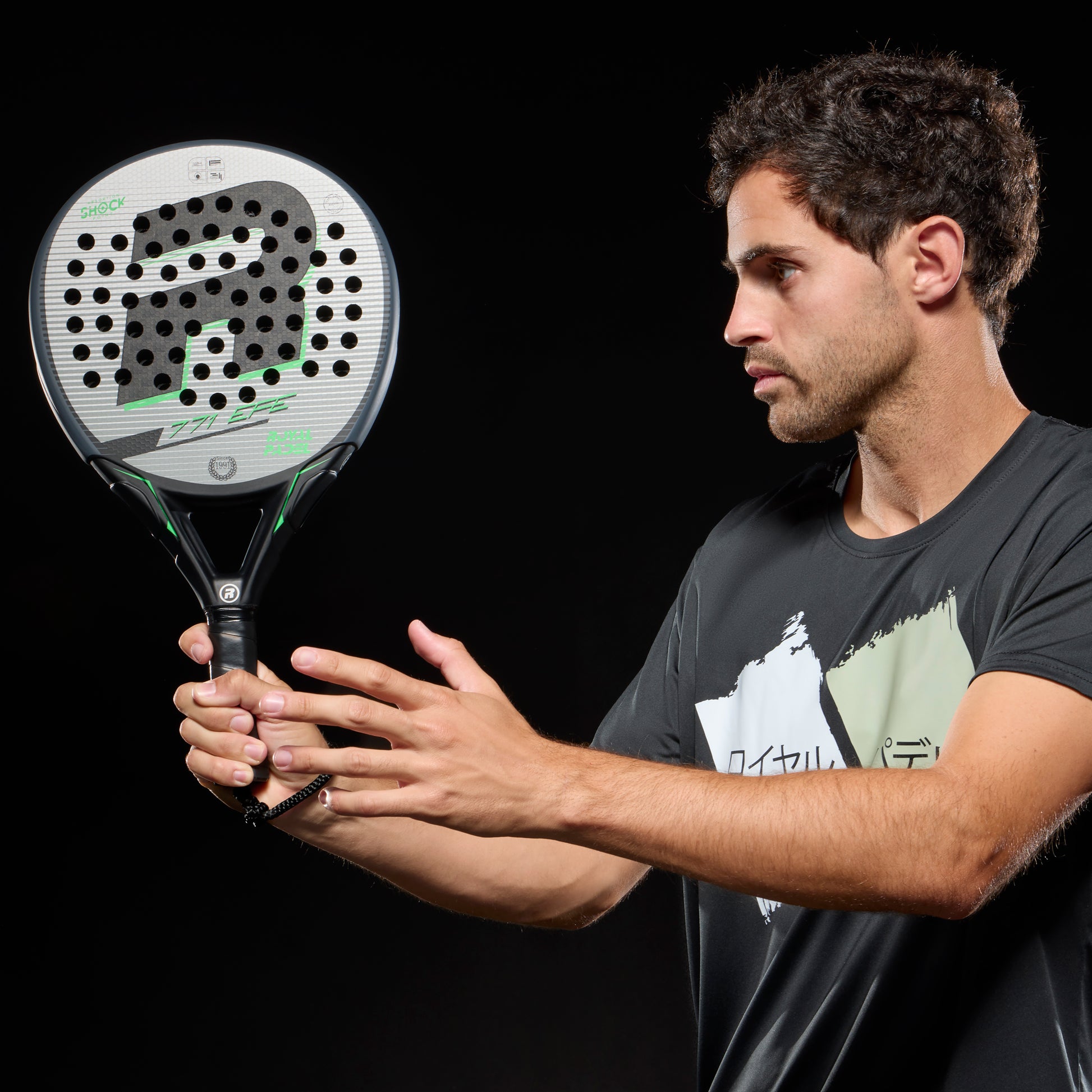 Royal Padel EFE Extreme 2026 Padel Schläger Spieler Training Netzspiel Kontrolle