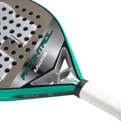 Royal Padel R-Control 2026 Padel Schläger Carbon Oberfläche Detail grau grün